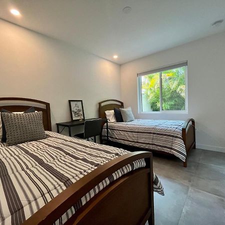 Hiddengem In Charming Sarasota, Florida Villa Buitenkant foto